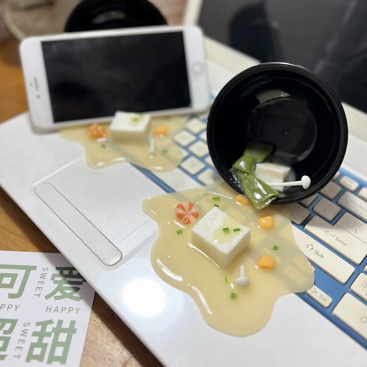 Cup Noodle Spill Phone Stand