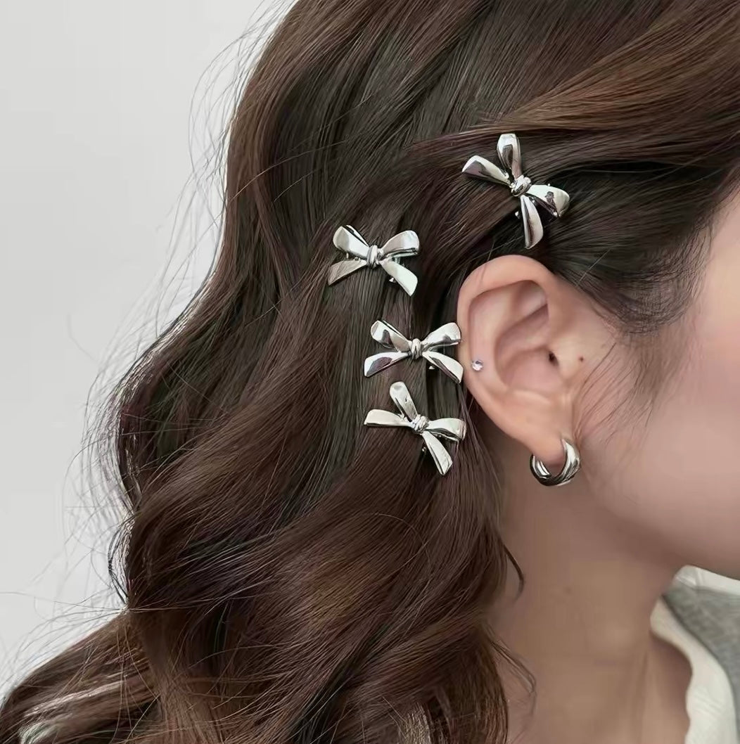 Mini Metalic Bow Hair Clip