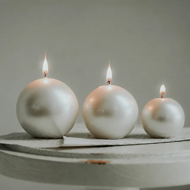 Iridescent Pearl Candle