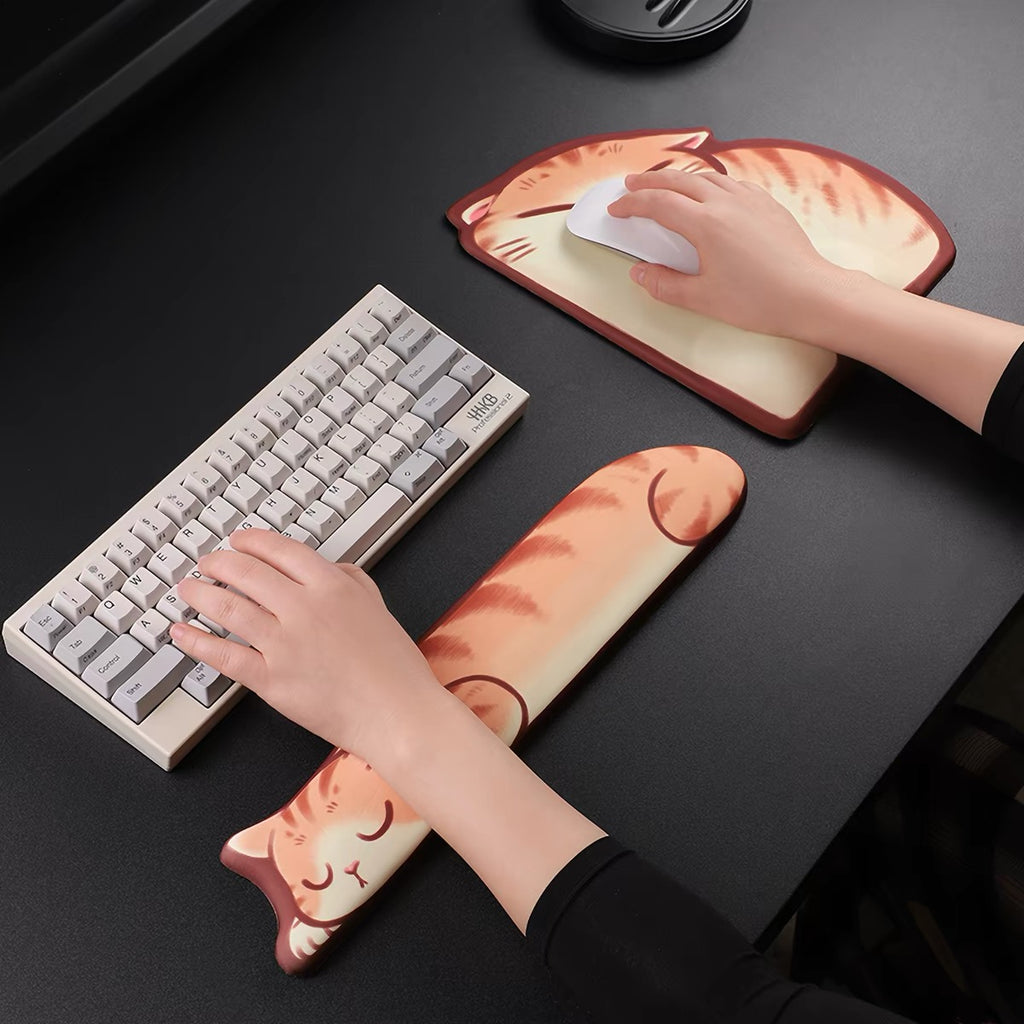 Sleepy Cat Wrist Rest Set