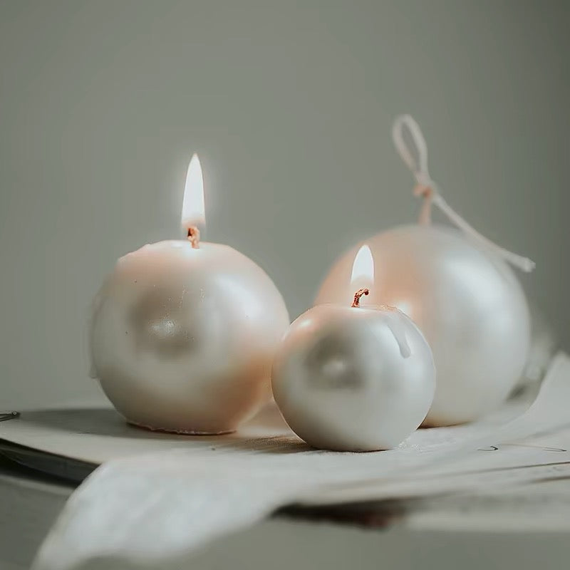Iridescent Pearl Candle