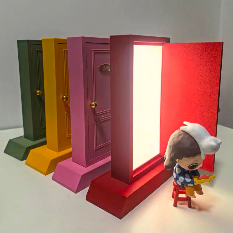 Dokodemo Door Lamp