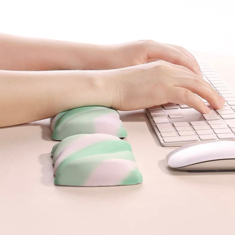 Marshmallow Wrist Rest Set