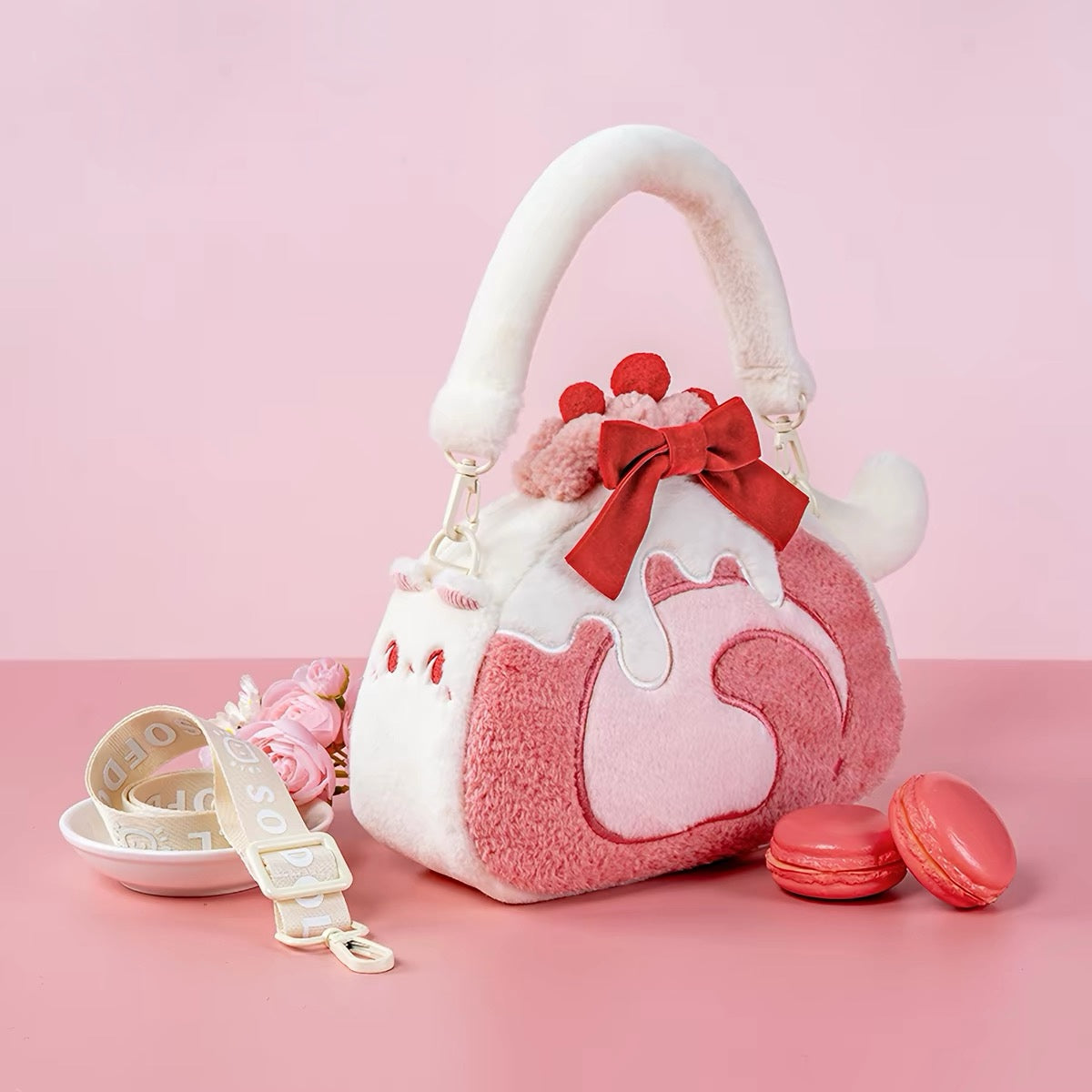 Kitten Swiss Roll Bag