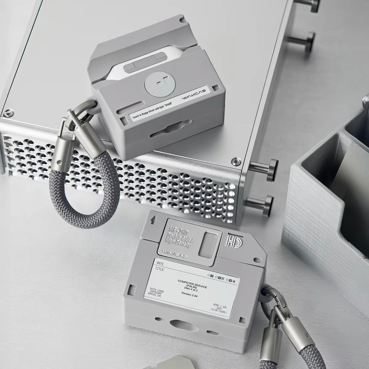 WAKCAS Floppy Disk AirPods Case